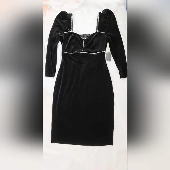 NWT! Eloquii Black Velvet and Pearl Women's Embellished Sweetheart Dress… - Picture 6 of 10